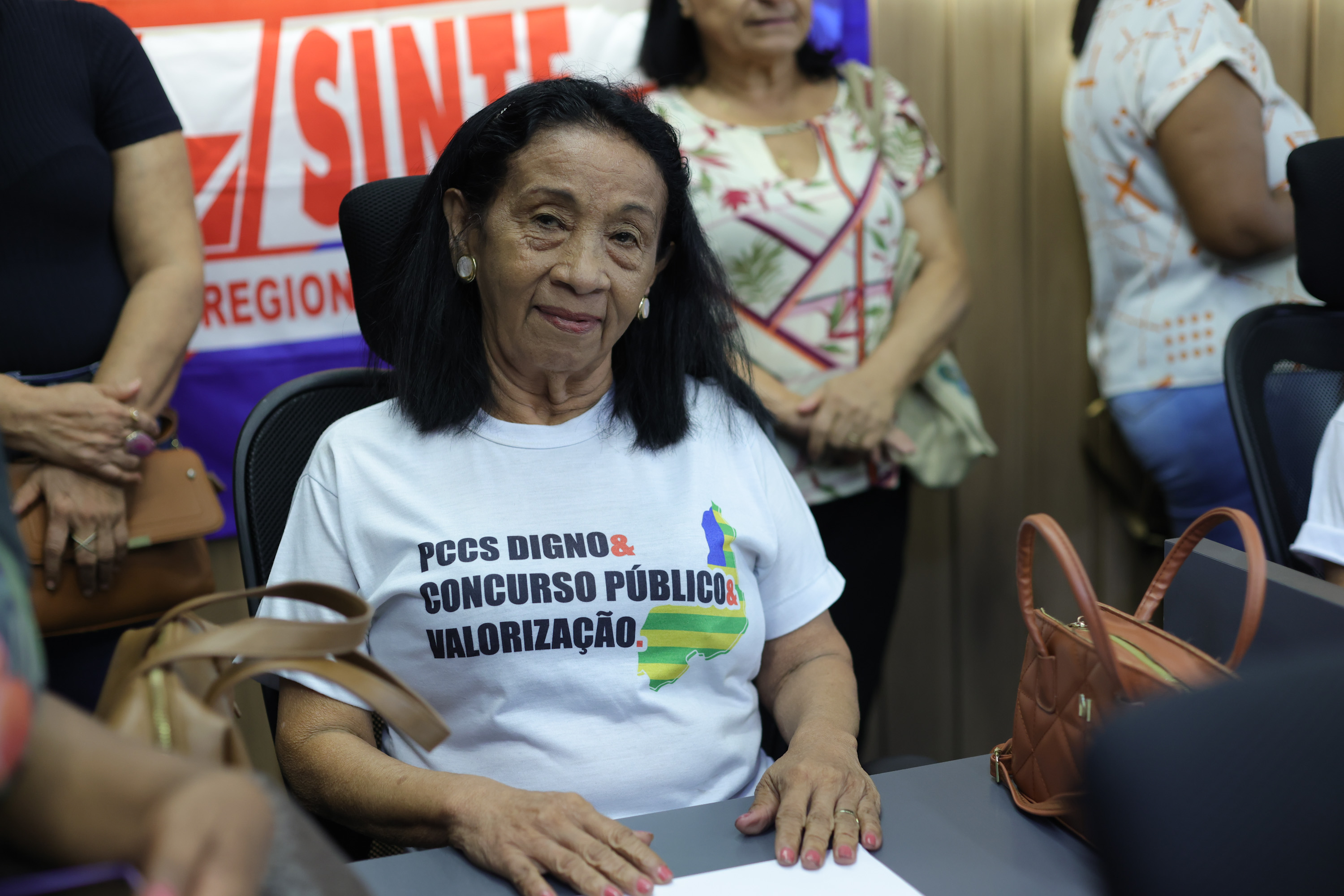 AUDIÊNCIA PUBLICA NA COMISSÃO DE EDUCAÇÃO PARA DEBATER CARGOS E SALÁRIOS DOS PROFESSORES - FOTOS REGIS FALCÃO ASCOM ALEPI (11).jpg