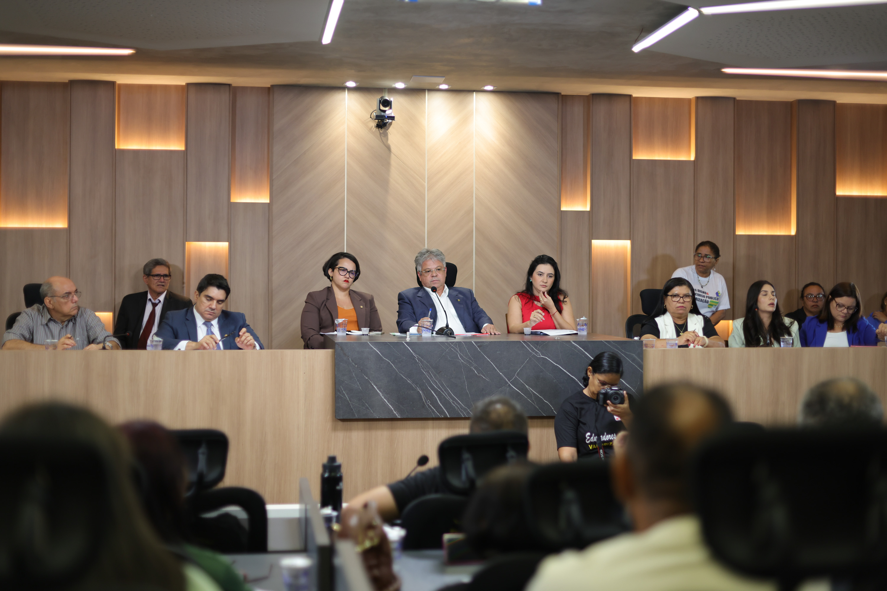 AUDIÊNCIA PUBLICA NA COMISSÃO DE EDUCAÇÃO PARA DEBATER CARGOS E SALÁRIOS DOS PROFESSORES - FOTOS REGIS FALCÃO ASCOM ALEPI (23).jpg