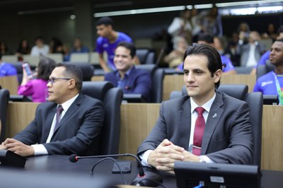 SESSÃO SOLENE TÍTULO DE CIDADANIA AO SR JÂNIO JANQUIÊ BEZERRA DINIZ - FOTOS REGIS FALCÃO ASCOM ALEPI (14).jpg