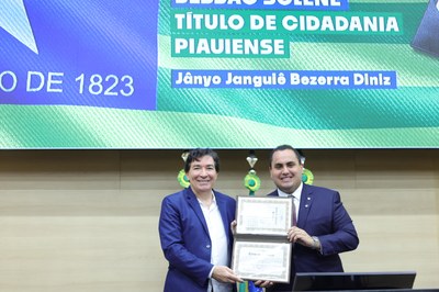 SESSÃO SOLENE TÍTULO DE CIDADANIA AO SR JÂNIO JANQUIÊ BEZERRA DINIZ - FOTOS REGIS FALCÃO ASCOM ALEPI (25).jpg