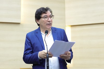 SESSÃO SOLENE TÍTULO DE CIDADANIA AO SR JÂNIO JANQUIÊ BEZERRA DINIZ - FOTOS REGIS FALCÃO ASCOM ALEPI (28).jpg