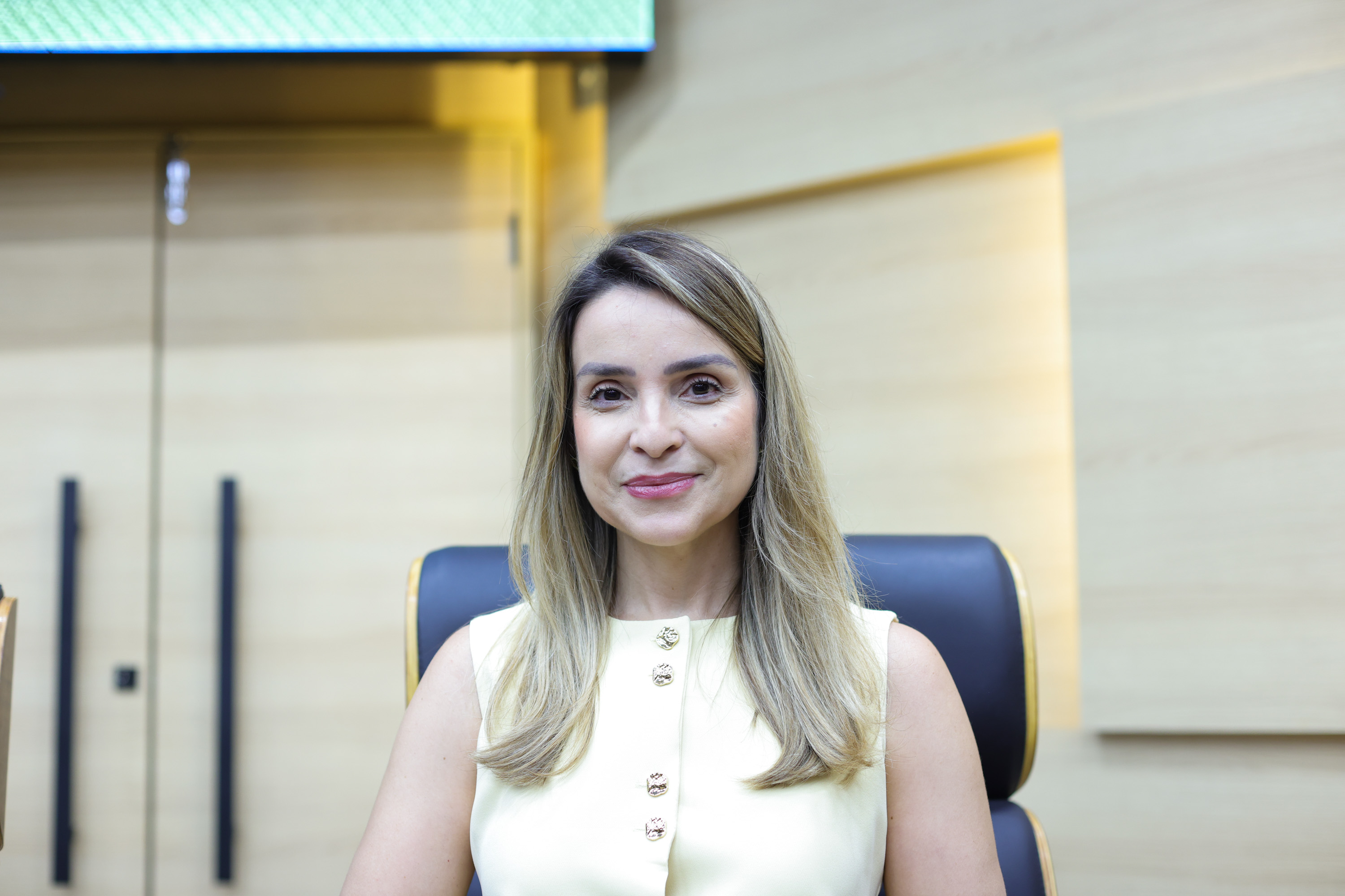 SESSÃO SOLENE TÍTULO DE CIDADANIA AO SR JÂNIO JANQUIÊ BEZERRA DINIZ - FOTOS REGIS FALCÃO ASCOM ALEPI (5).jpg