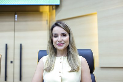 SESSÃO SOLENE TÍTULO DE CIDADANIA AO SR JÂNIO JANQUIÊ BEZERRA DINIZ - FOTOS REGIS FALCÃO ASCOM ALEPI (5).jpg