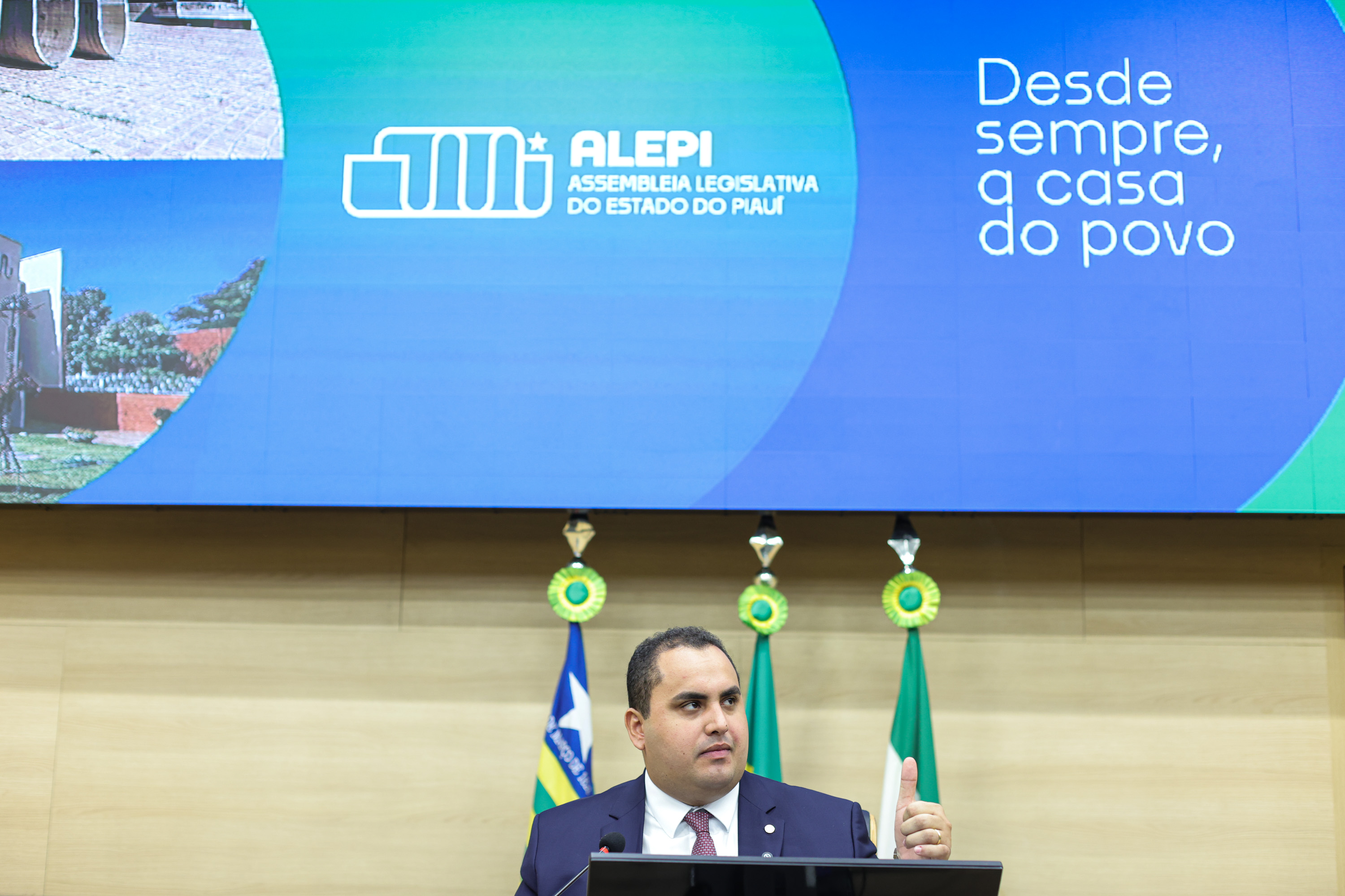 SESSÃO SOLENE TÍTULO DE CIDADANIA AO SR JÂNIO JANQUIÊ BEZERRA DINIZ - FOTOS REGIS FALCÃO ASCOM ALEPI.jpg