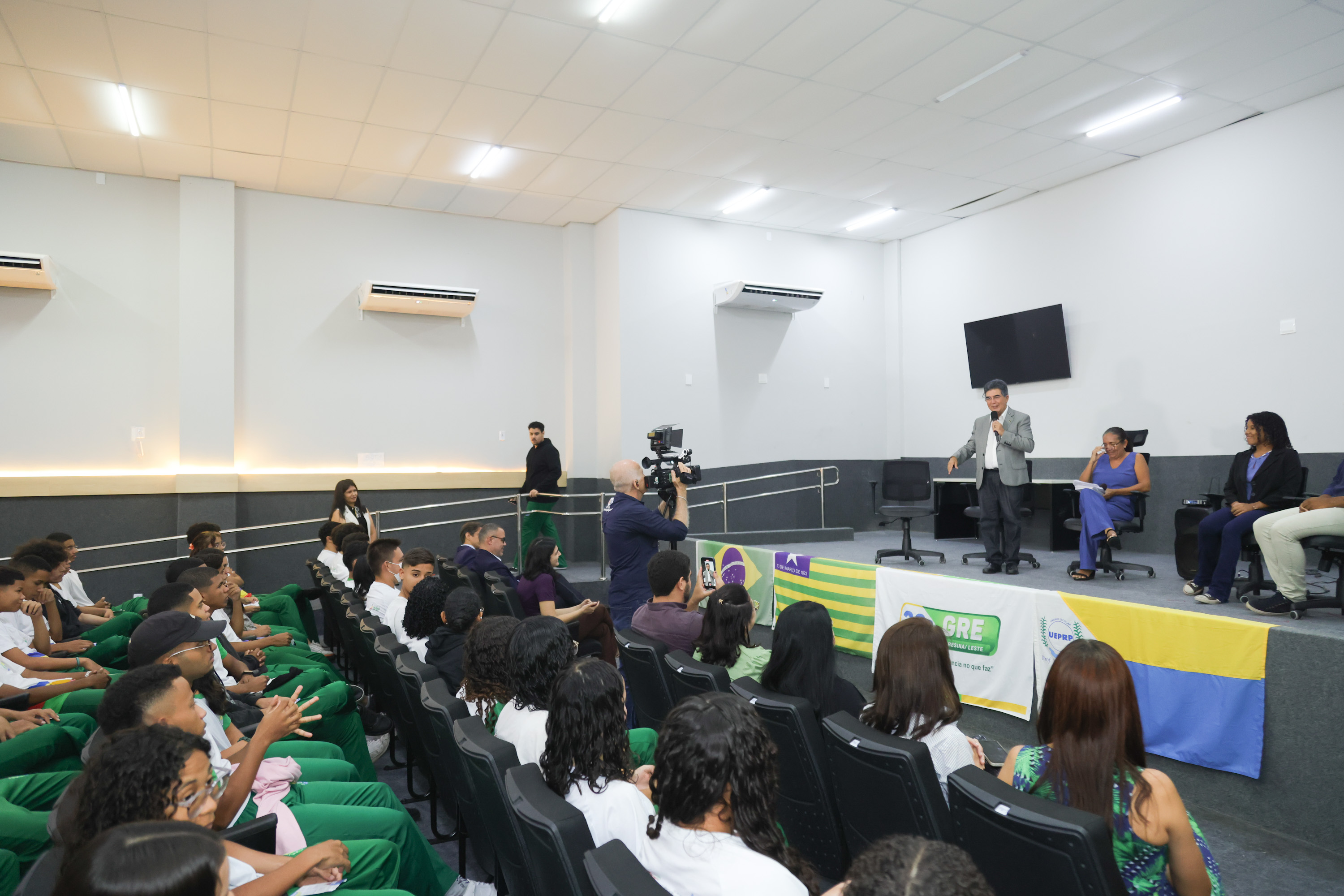 DEBATE PARLAMENTO DO FUTURO - FOTOS REGIS FALCÃO ASCOM ALEPI  (11).jpg