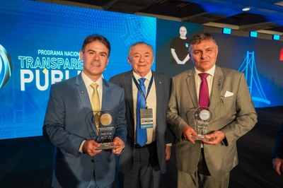  ENTREGA DO SELO OURO DE TRANSFERÊNCIA DA ATRICON PARA A ALEPI  (3).jpg