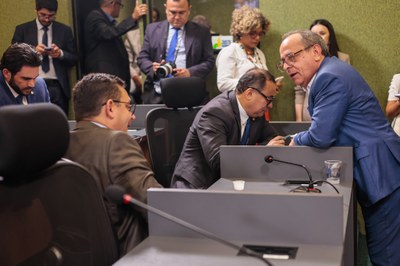 COMISSÃO DE CONSTITUIÇÃO E JUSTIÇA (4).jpg