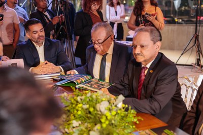 LANÇAMENT DO LIVRO DOS 190 ANOS ALEPI E PREMIO DO JORNALISMO DA ALEPI (33).jpg