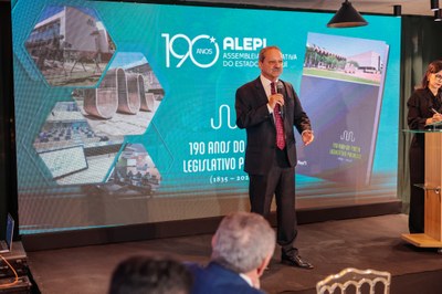 LANÇAMENT DO LIVRO DOS 190 ANOS ALEPI E PREMIO DO JORNALISMO DA ALEPI (37).jpg