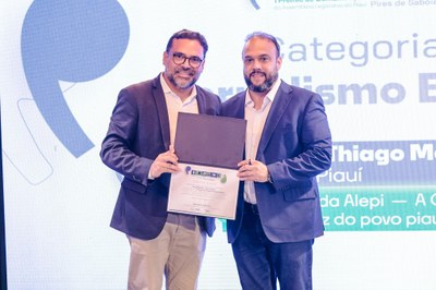 LANÇAMENT DO LIVRO DOS 190 ANOS ALEPI E PREMIO DO JORNALISMO DA ALEPI (47).jpg