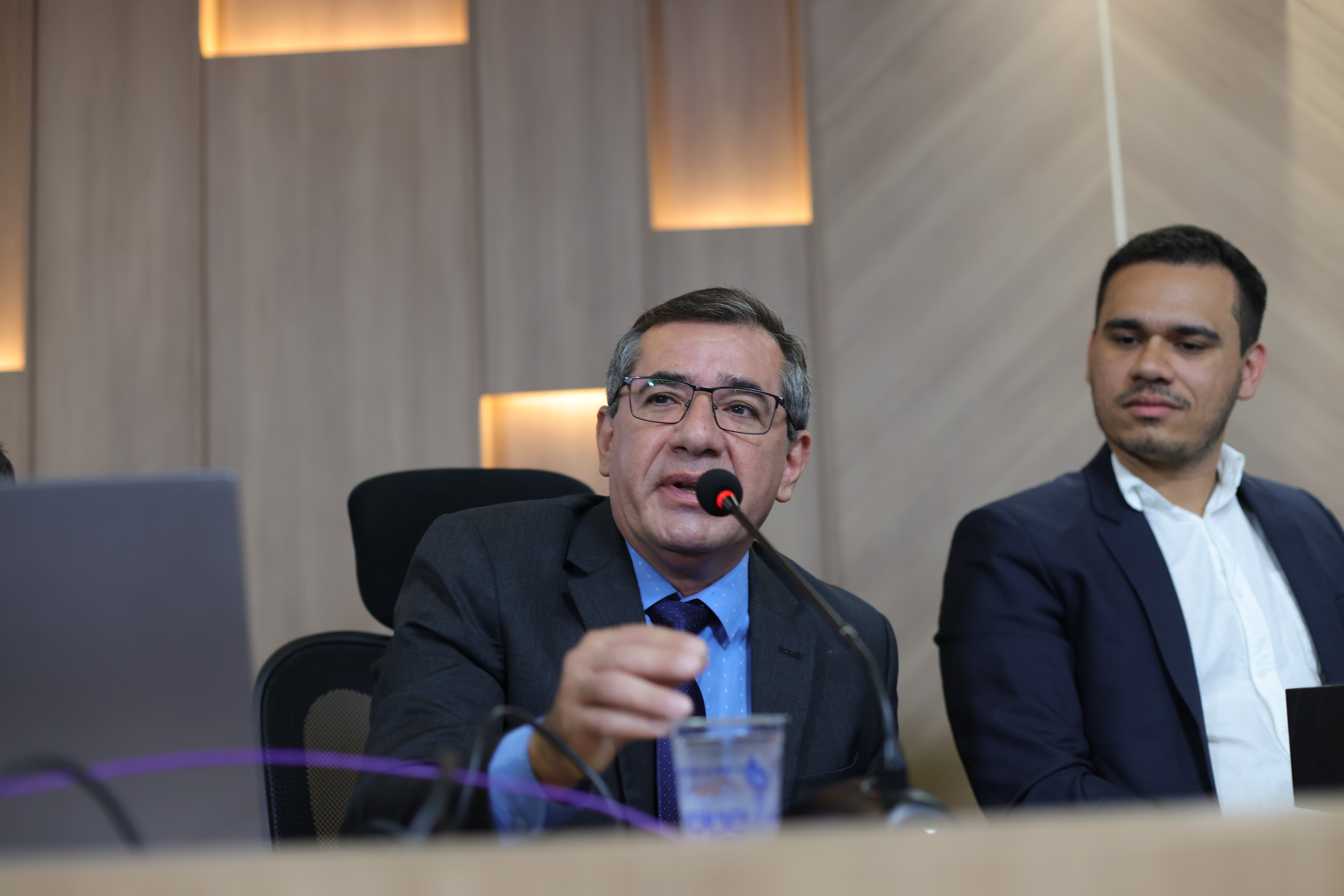 AUDIÊNCIA PÚBLICA SOBRE A GESTÃO DOS RECURSOS HÍDRICOS - FOTOS REGIS FALCÃO ASCOM ALEPI  (16).jpg