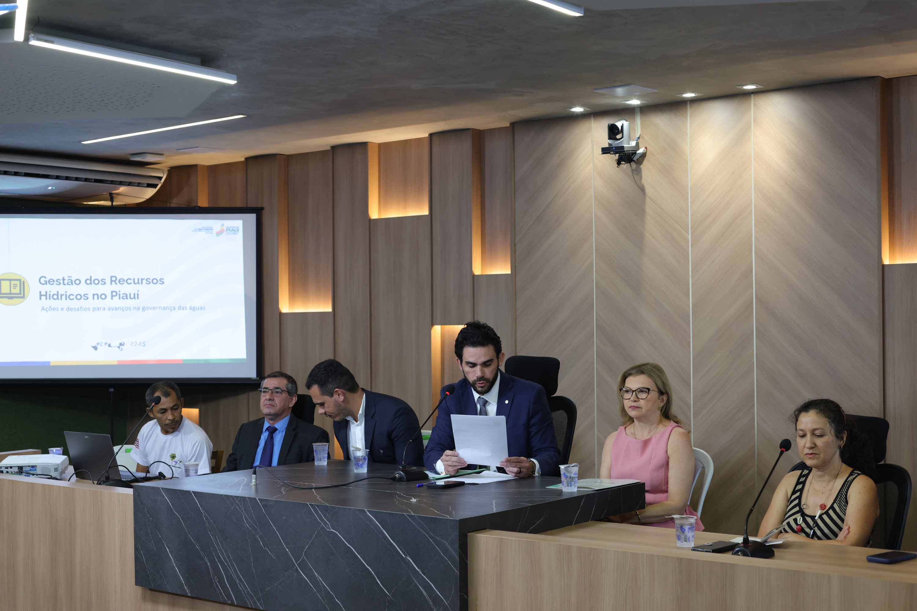 AUDIÊNCIA PÚBLICA SOBRE A GESTÃO DOS RECURSOS HÍDRICOS - FOTOS REGIS FALCÃO ASCOM ALEPI .jpg