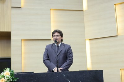 SESSÃO SOLENE ENTREGA DA MEDALHA DO MERITO LEGISLATIVO AO DR. DAGOBERTO BARROS DA SILVEIRA - FOTOS REGIS FALCÃO ASCOM ALEPI  (13).jpg