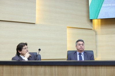 SESSÃO SOLENE ENTREGA DA MEDALHA DO MERITO LEGISLATIVO AO DR. DAGOBERTO BARROS DA SILVEIRA - FOTOS REGIS FALCÃO ASCOM ALEPI  (2).jpg