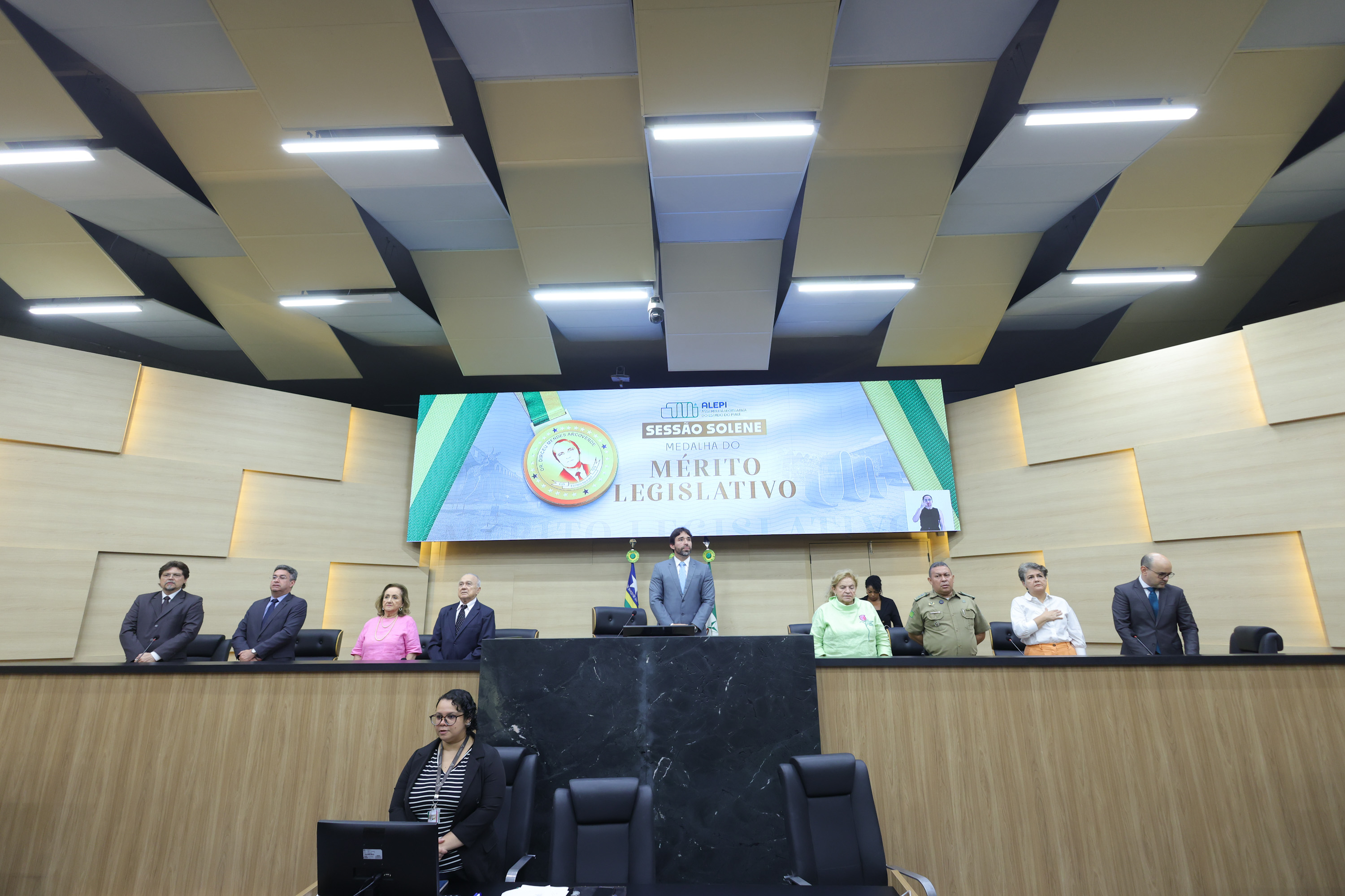 SESSÃO SOLENE ENTREGA DA MEDALHA DO MERITO LEGISLATIVO AO DR. DAGOBERTO BARROS DA SILVEIRA - FOTOS REGIS FALCÃO ASCOM ALEPI  (8).jpg