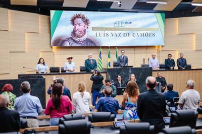 SESSÃO SOLENE QUINTO CENTENÁRIO DE LUIZ VAZ CAMOES - FOTOS THIAGO AMARAL ALEPI (1).jpg