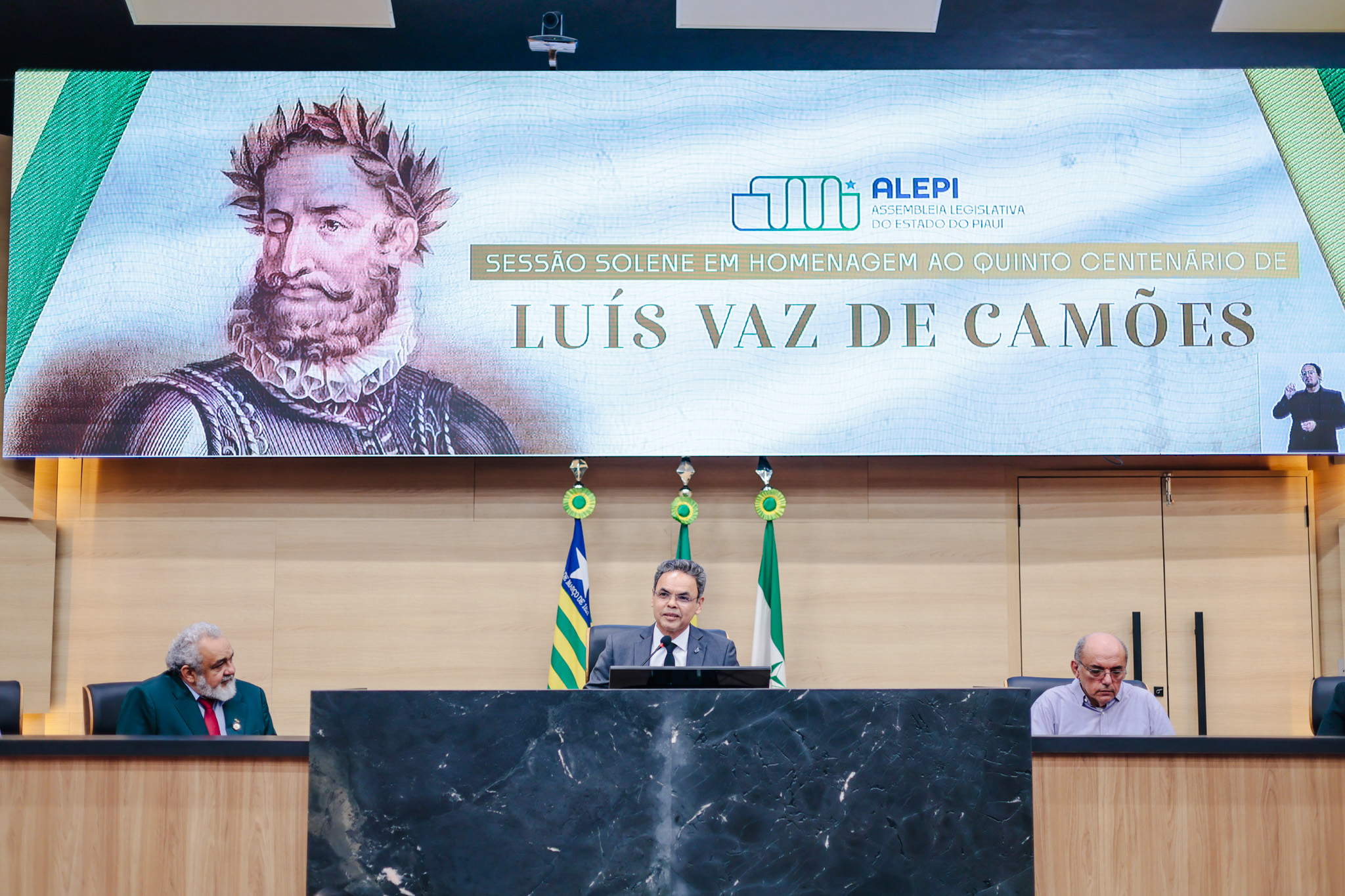 SESSÃO SOLENE QUINTO CENTENÁRIO DE LUIZ VAZ CAMOES - FOTOS THIAGO AMARAL ALEPI (7).jpg