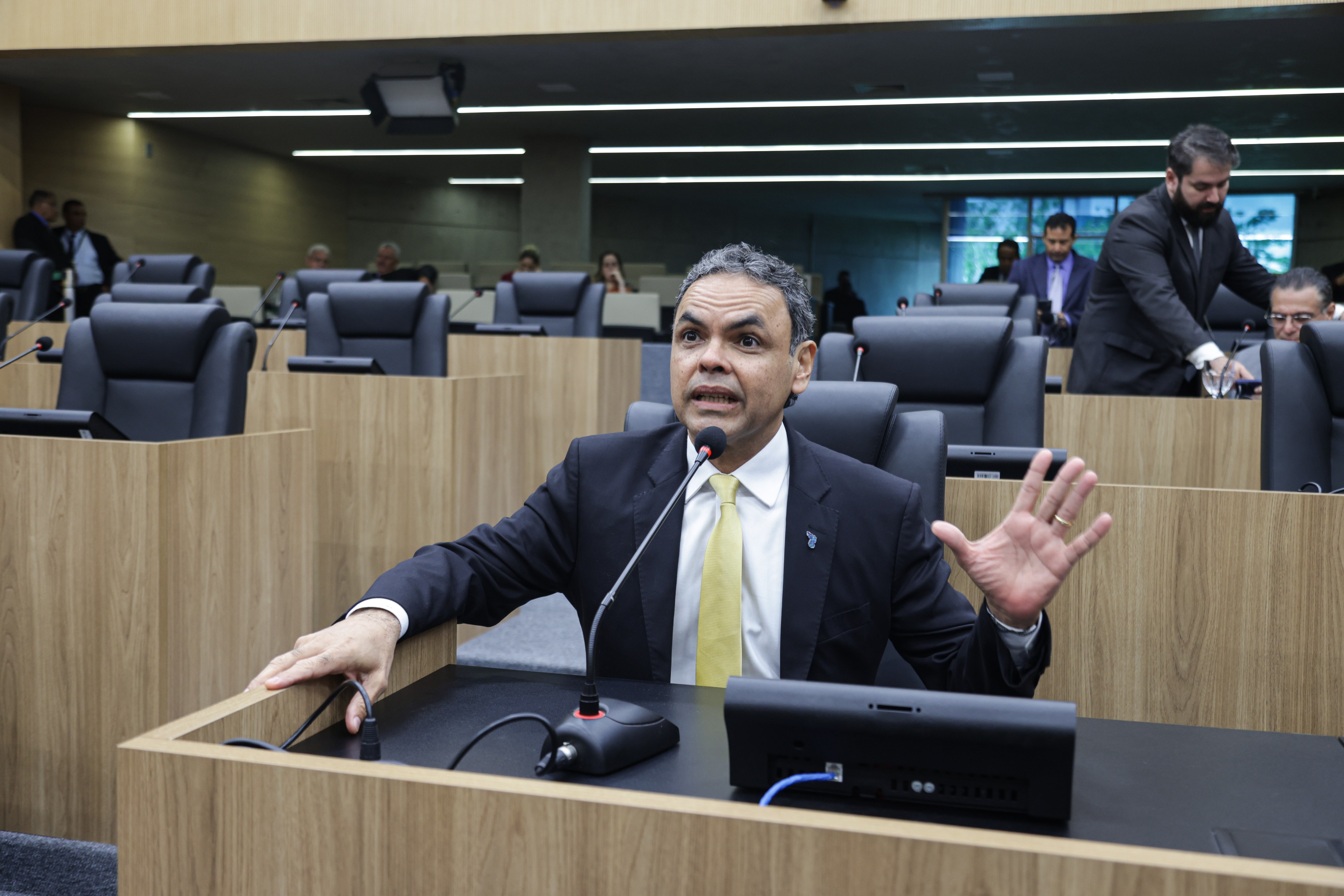 IMAGENS DO DIA 20022025 SESSÃO ORDINÁRIA DEPUTADO GIL CARLOS (9).jpg