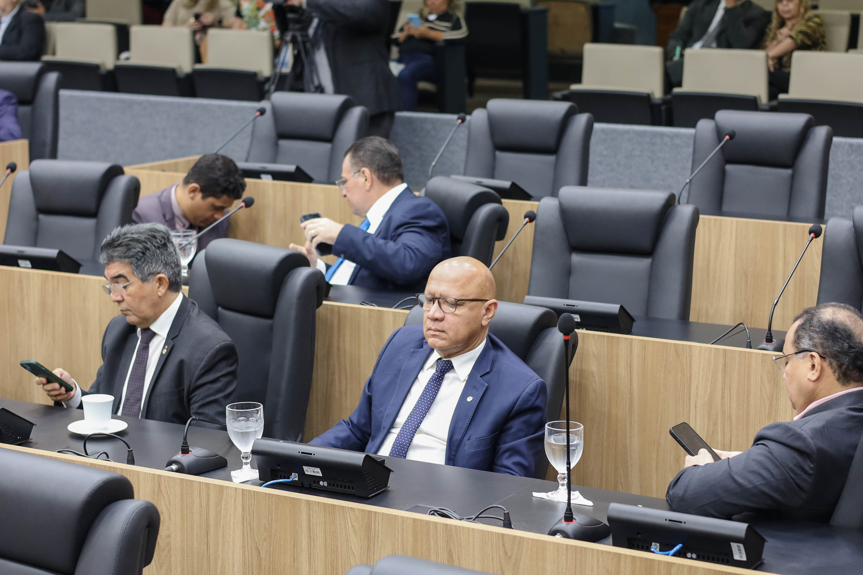 IMAGENS DO DIA 24.02.2025- SESSÃO PLENÁRIA (8).jpg