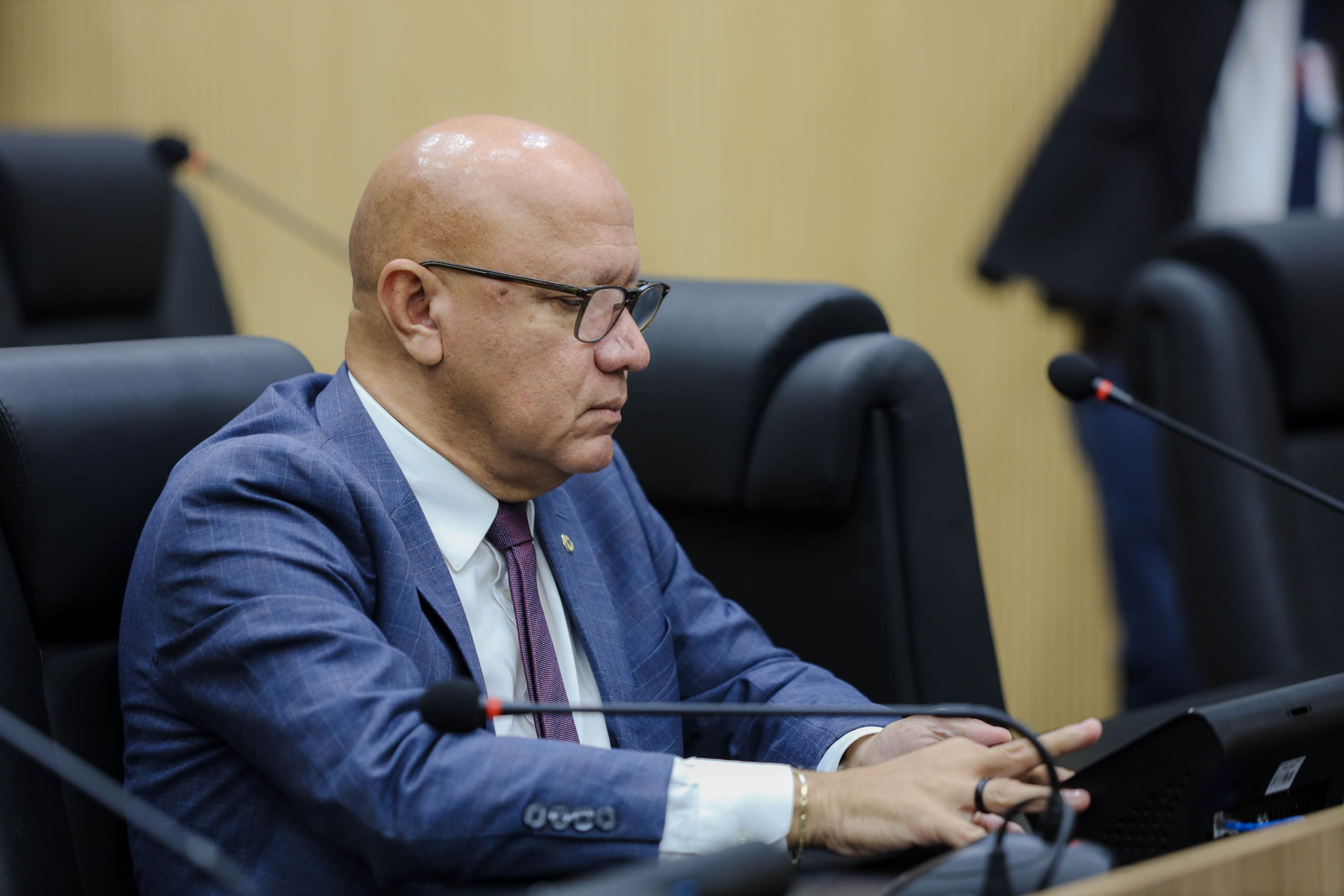 Franze  IMAGENS DO DIA 25.02 PLENÁRIO (7).jpg