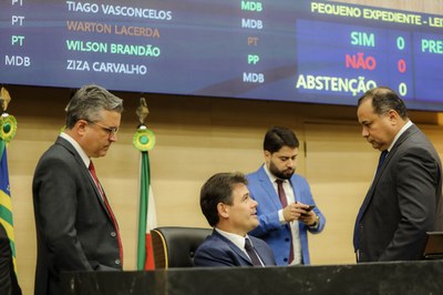 Severo Vinicius Evaldo  IMAGENS DO DIA 25.02 PLENÁRIO (5).jpg