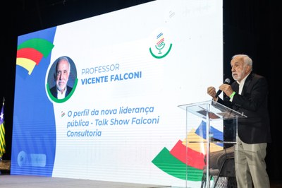 IMAGENS DO DIA 26022025  PAPO DE GOVERNANÇA PROFESSOR VICENTE FALCONI (16).jpg