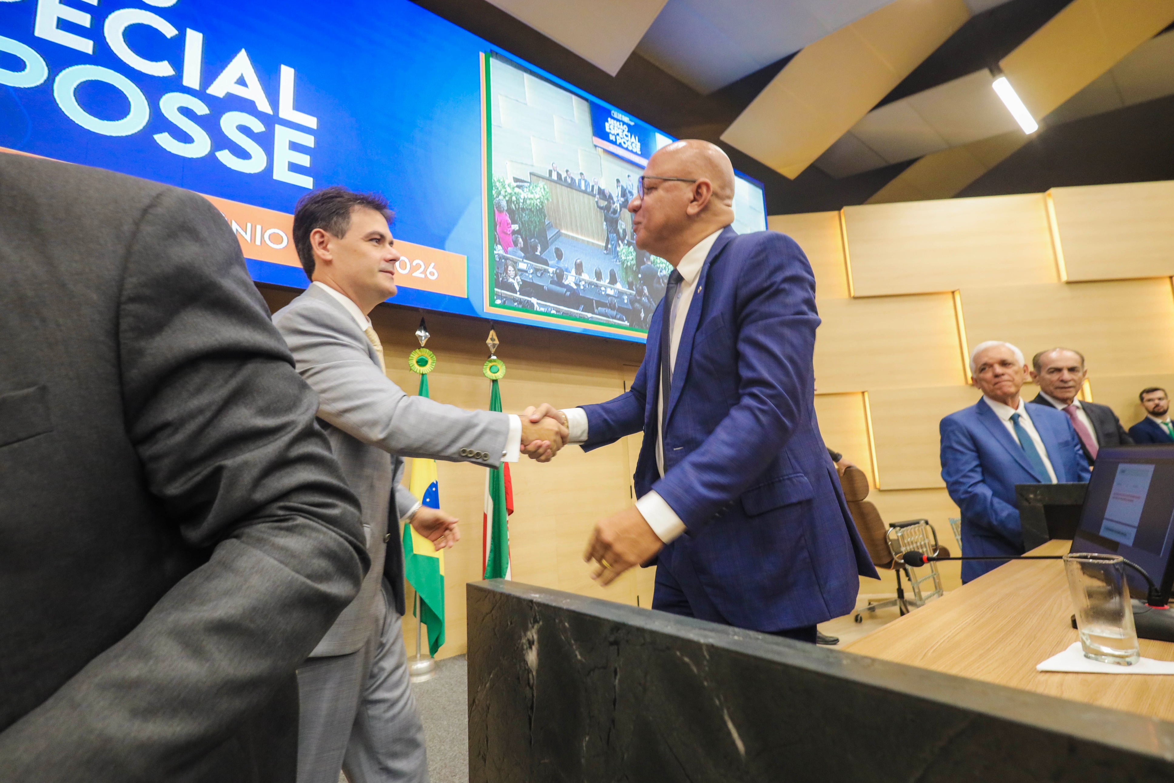 POSSE MESA DIRETORA da aALEPI BIÊNIO 2025 2026-3.jpg