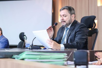 COMISSÃO DE CONSTITUIÇÃO E JUSTIÇA 01.07 (3).jpg