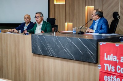 AUDIENCIA PÚBLICA RÁDIOS COMUNITÁRIAS (10).jpg