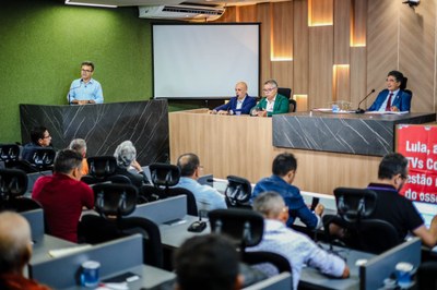 AUDIENCIA PÚBLICA RÁDIOS COMUNITÁRIAS (14).jpg