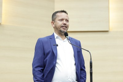 SESSÃO SOLENE TITULO DE CIDADAO AO SR RENILDO CARVALHO GONÇALVES (12).jpg