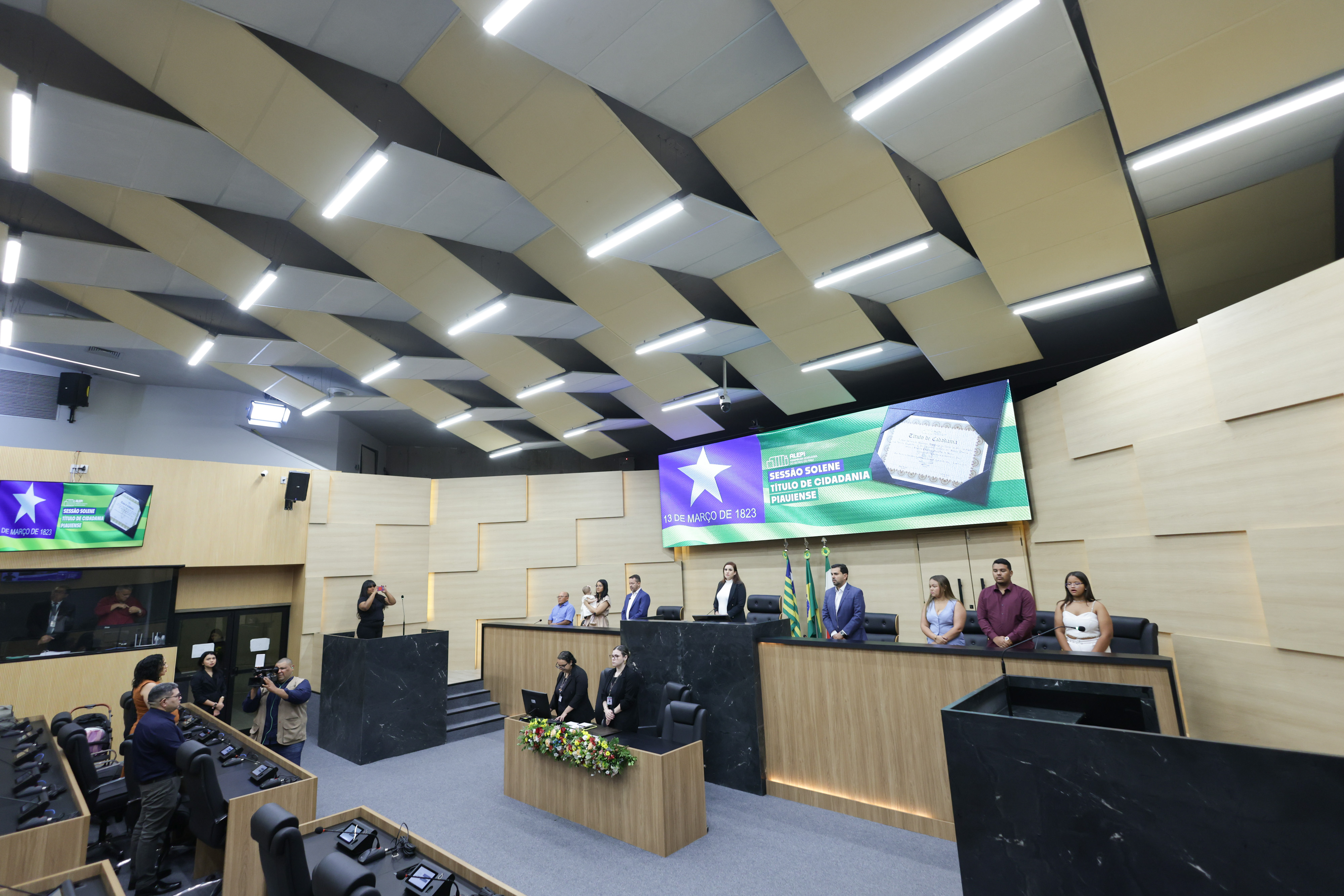 SESSÃO SOLENE TITULO DE CIDADAO AO SR RENILDO CARVALHO GONÇALVES (7).jpg