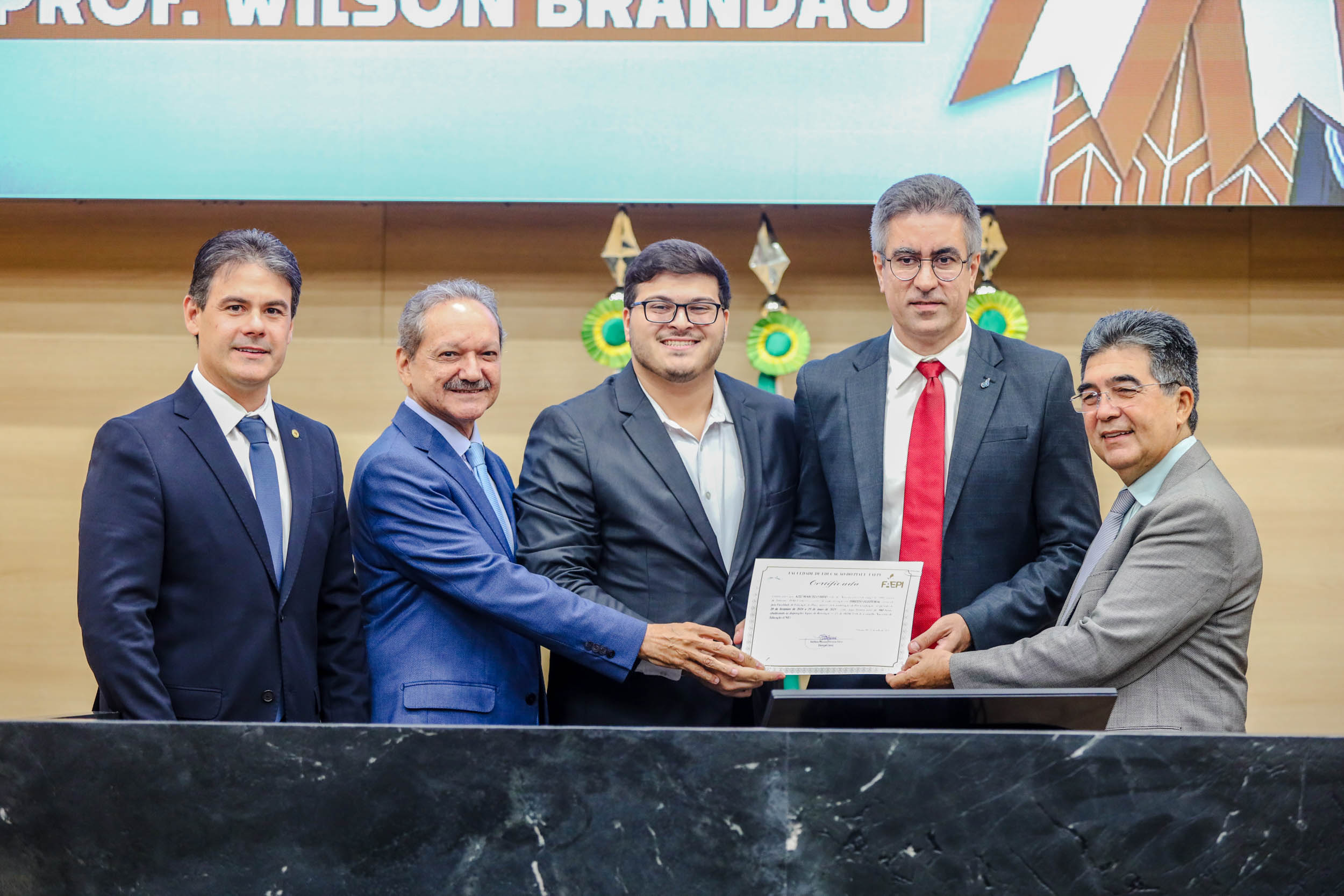 ENTREGA DE CERTIFICADOS PÓS GRADUAÇÃO DA ESCOLA DO LEGISLATIVO (50).jpg