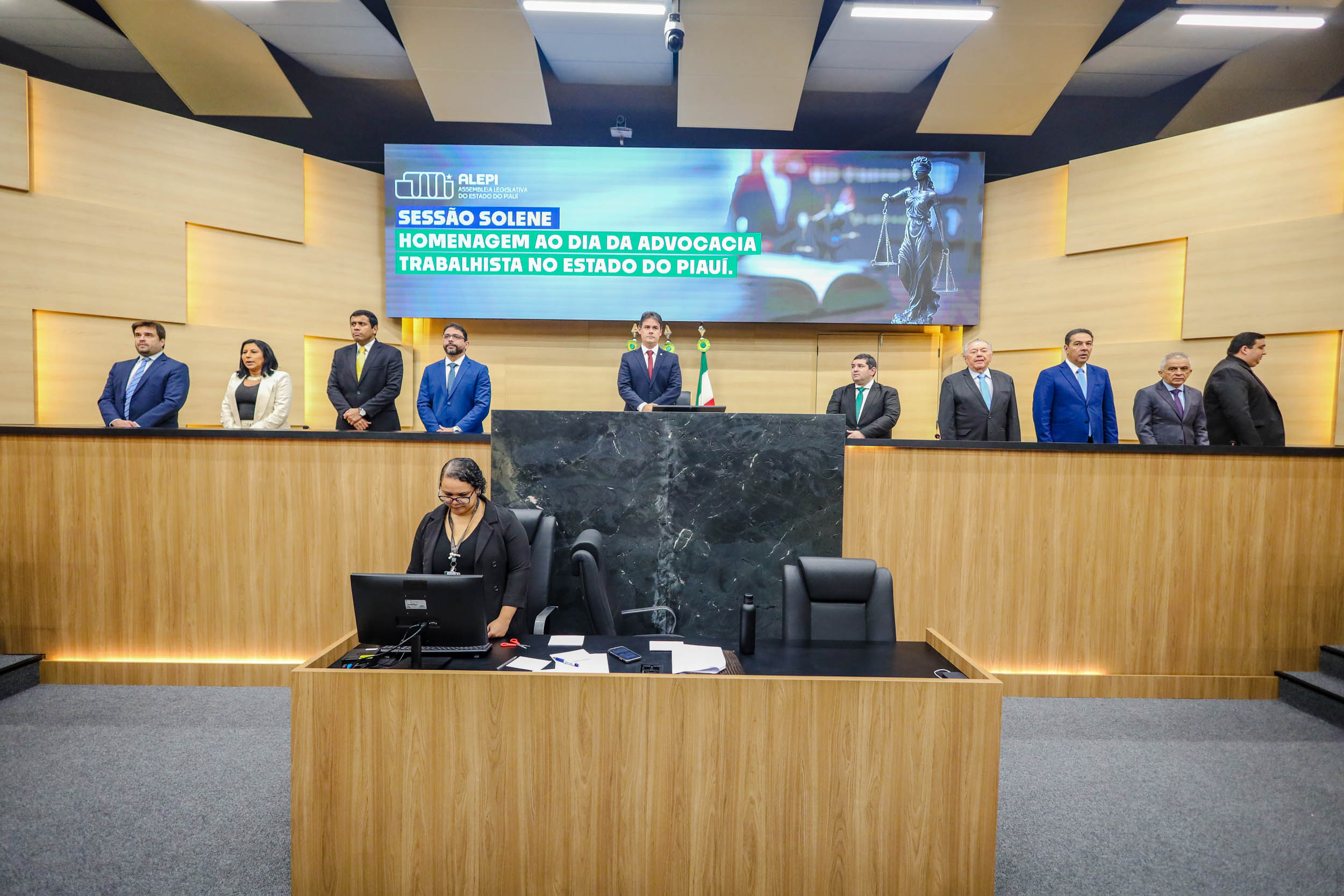 SESSÃO SOLENE HOMENAGEM AO DIA DA ADVOCACIA TRABALHISTA NO ESTADO DO PIAUÍ (5).jpg