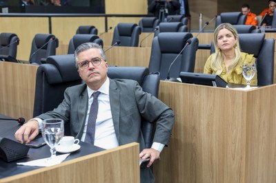 SESSÃO SOLENE EM HOMENAGEM AO DIA DO BOMBEIRO MILITAR (29).jpg