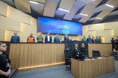 SESSÃO SOLENE EM HOMENAGEM AO DIA DO BOMBEIRO MILITAR (7).jpg