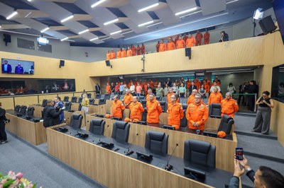 SESSÃO SOLENE EM HOMENAGEM AO DIA DO BOMBEIRO MILITAR (8).jpg