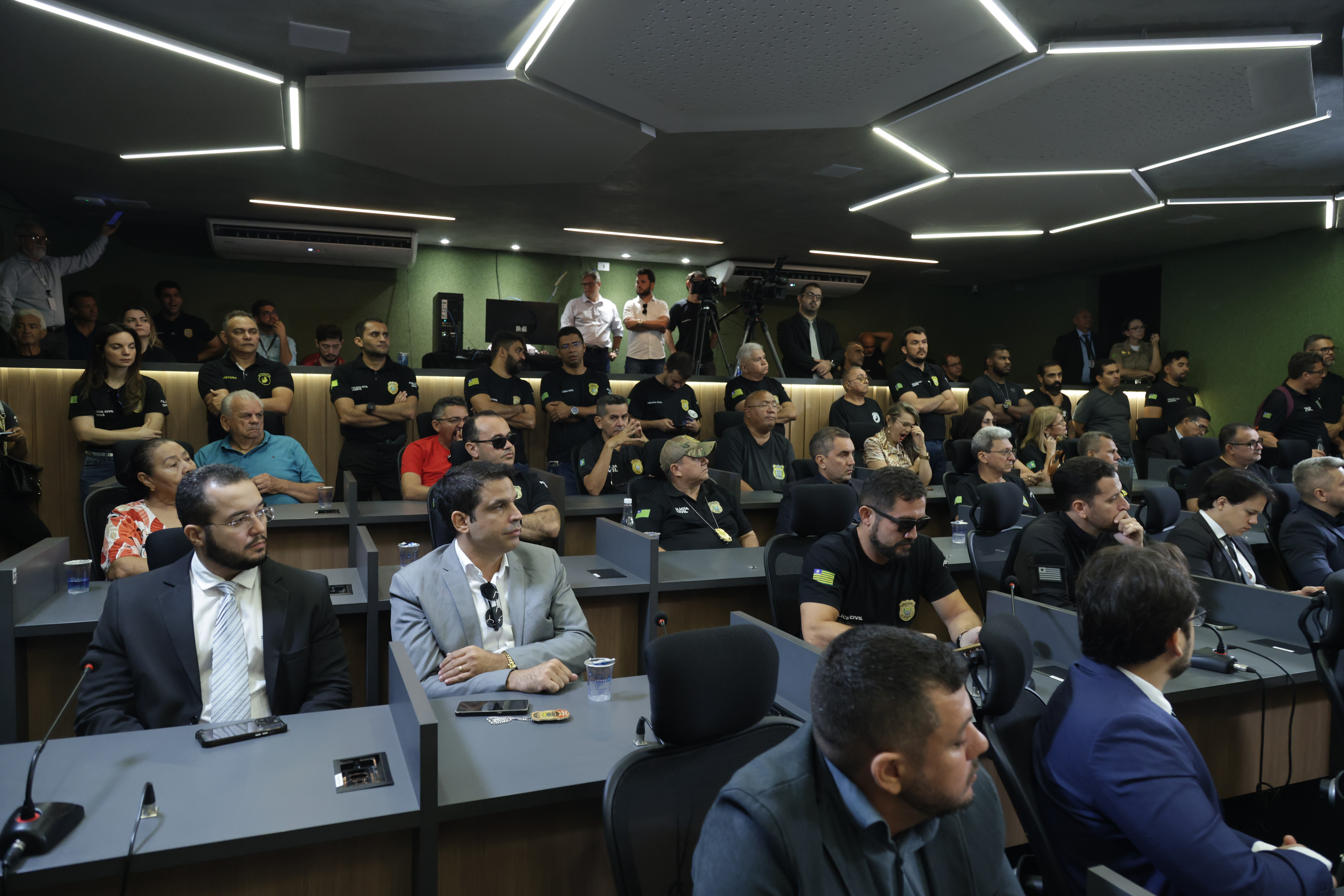 AUDIÊNCIA PÚBLICA PARA DEBATER A LEI ORGÂNICA NACIONAL DAS POLICIAS CIVIS (13).jpg