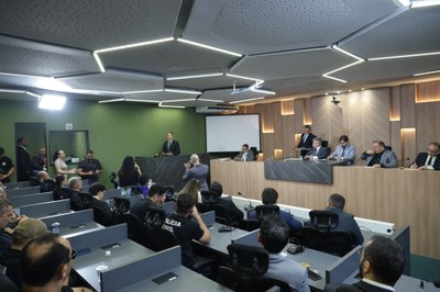 AUDIÊNCIA PÚBLICA PARA DEBATER A LEI ORGÂNICA NACIONAL DAS POLICIAS CIVIS (18).jpg