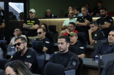 AUDIÊNCIA PÚBLICA PARA DEBATER A LEI ORGÂNICA NACIONAL DAS POLICIAS CIVIS (23).jpg