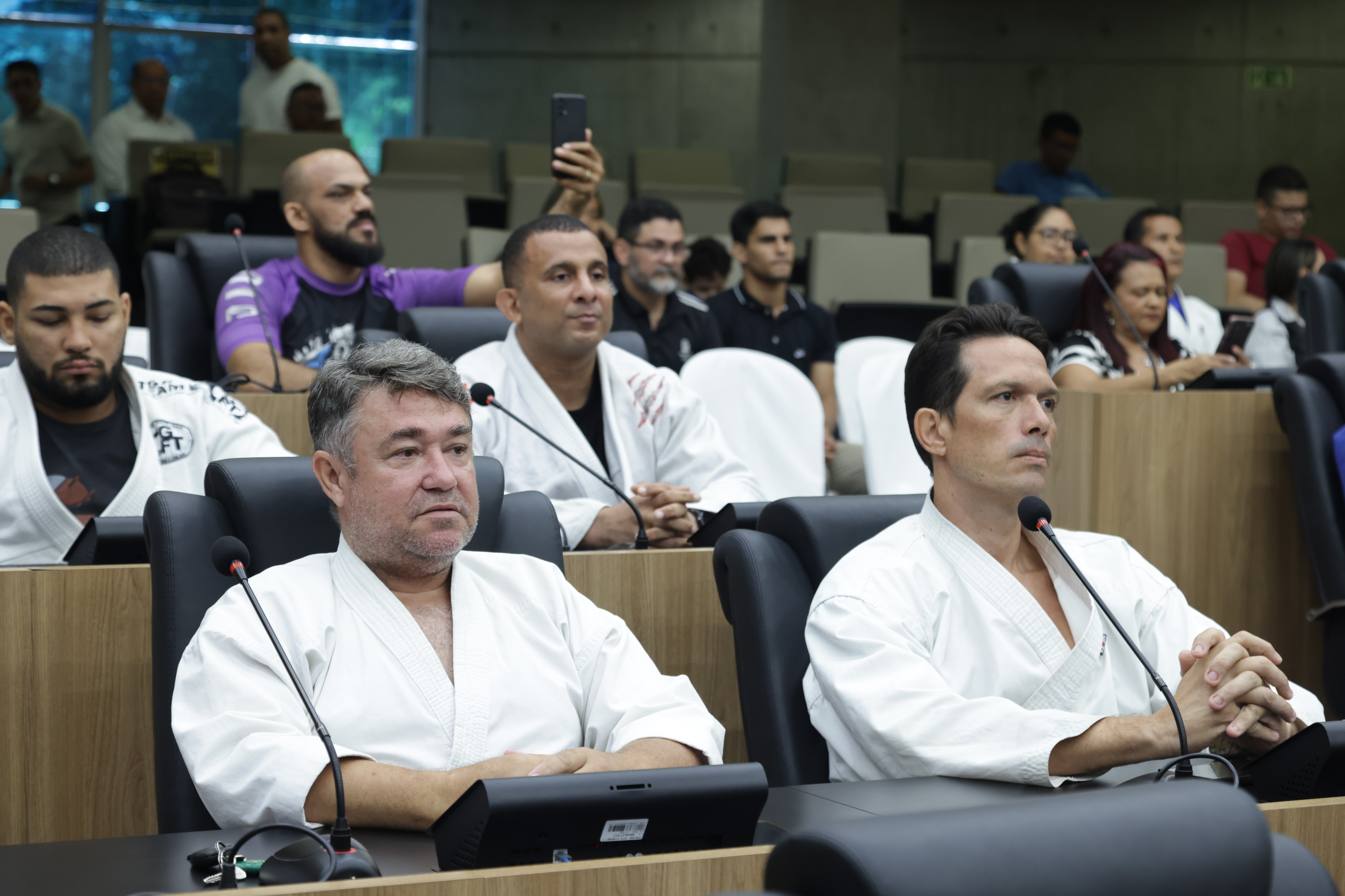 SESSÃO SOLENE PELO MÊS FAIXA PRETA (1).jpg