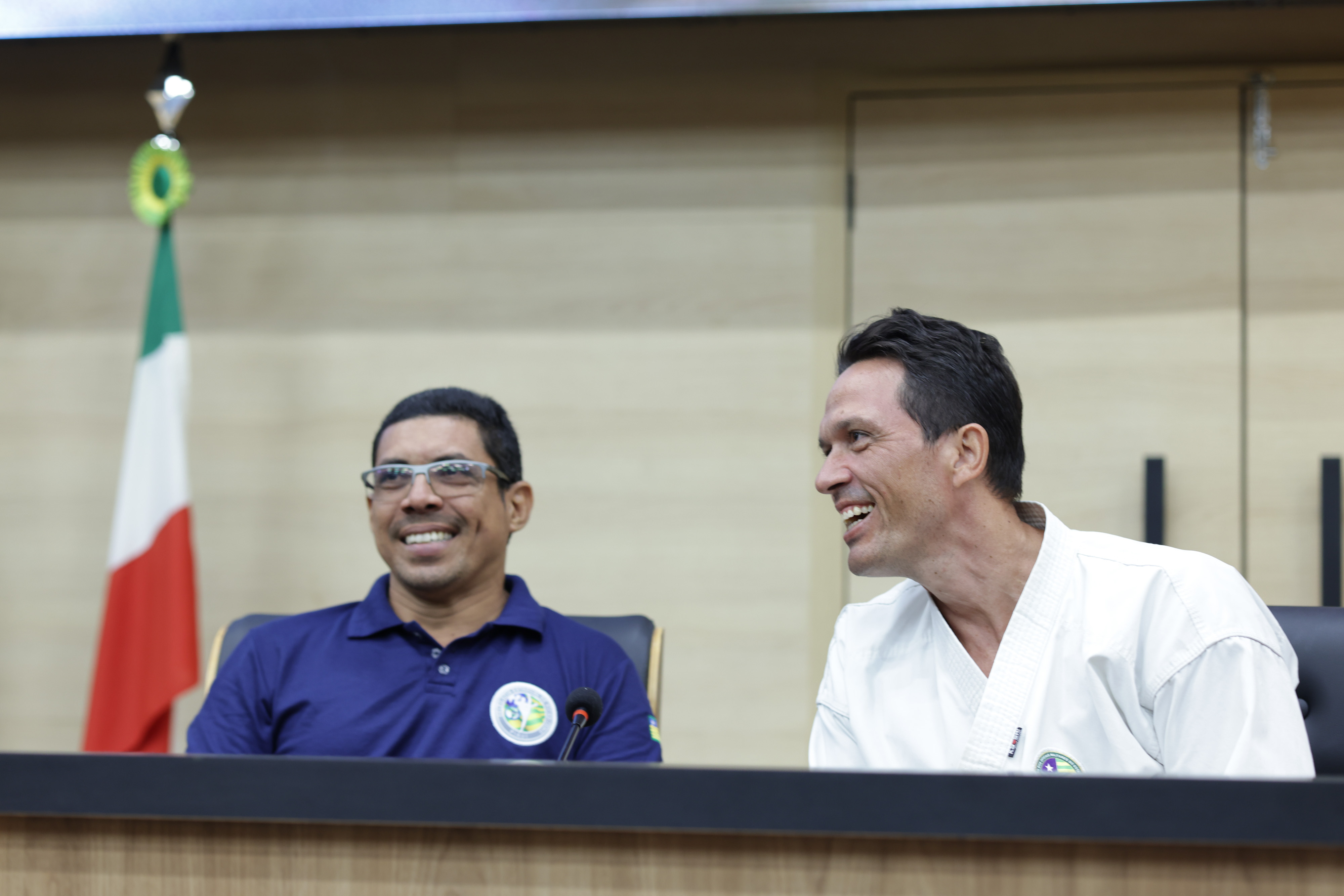 SESSÃO SOLENE PELO MÊS FAIXA PRETA (3).jpg