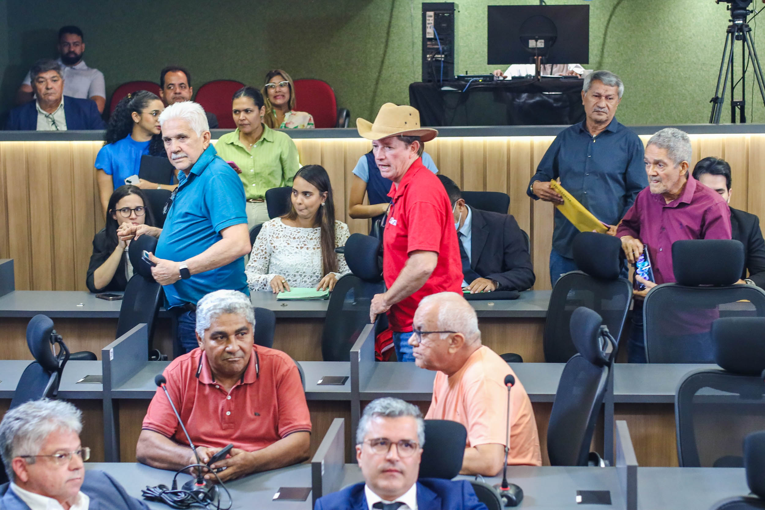 REUNIÃO DAS COMISSÕES CONJUNTAS (18).jpg