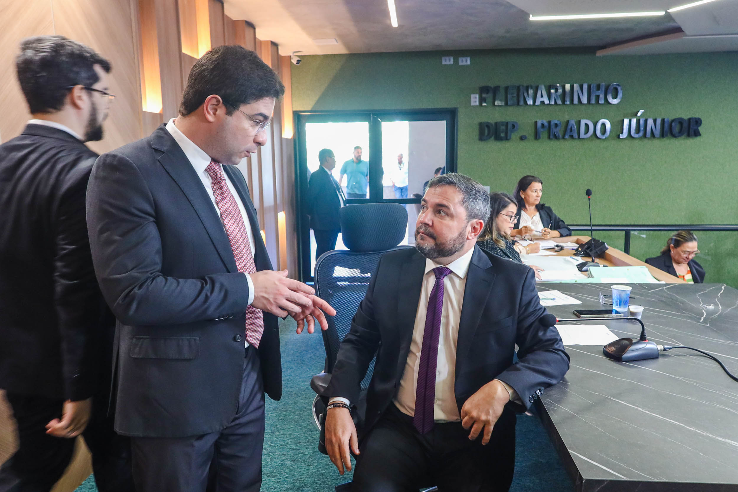 REUNIÃO DAS COMISSÕES CONJUNTAS (5).jpg