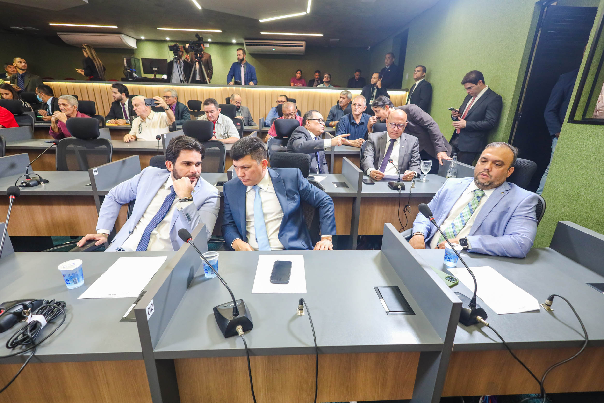 REUNIÃO DAS COMISSÕES CONJUNTAS (8).jpg