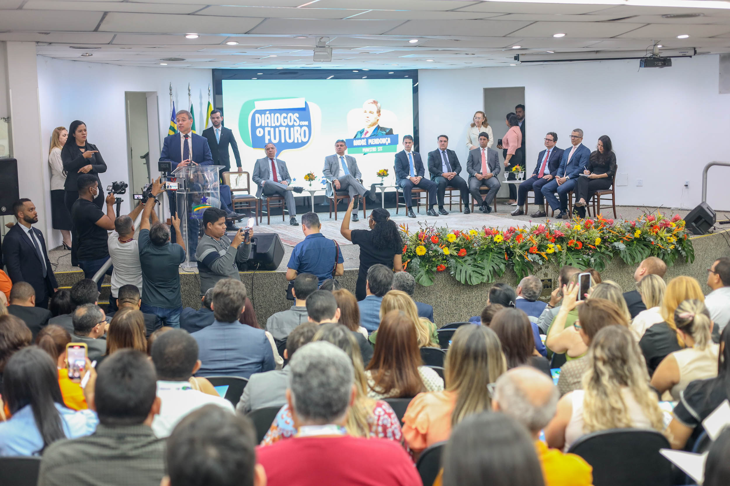 TCE DIALOGO DO FUTURO (3).jpg