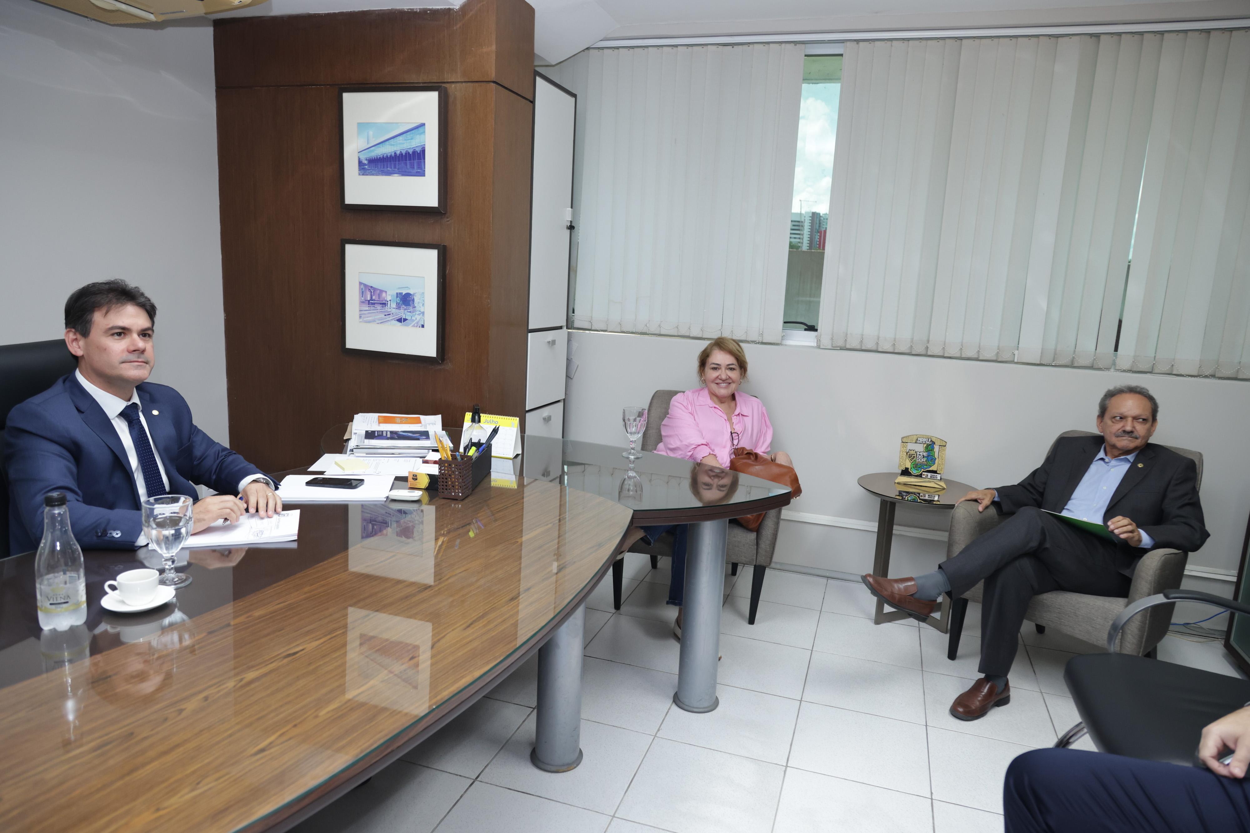 REUNIÃO DA MESA DIRETORA  (1).jpg
