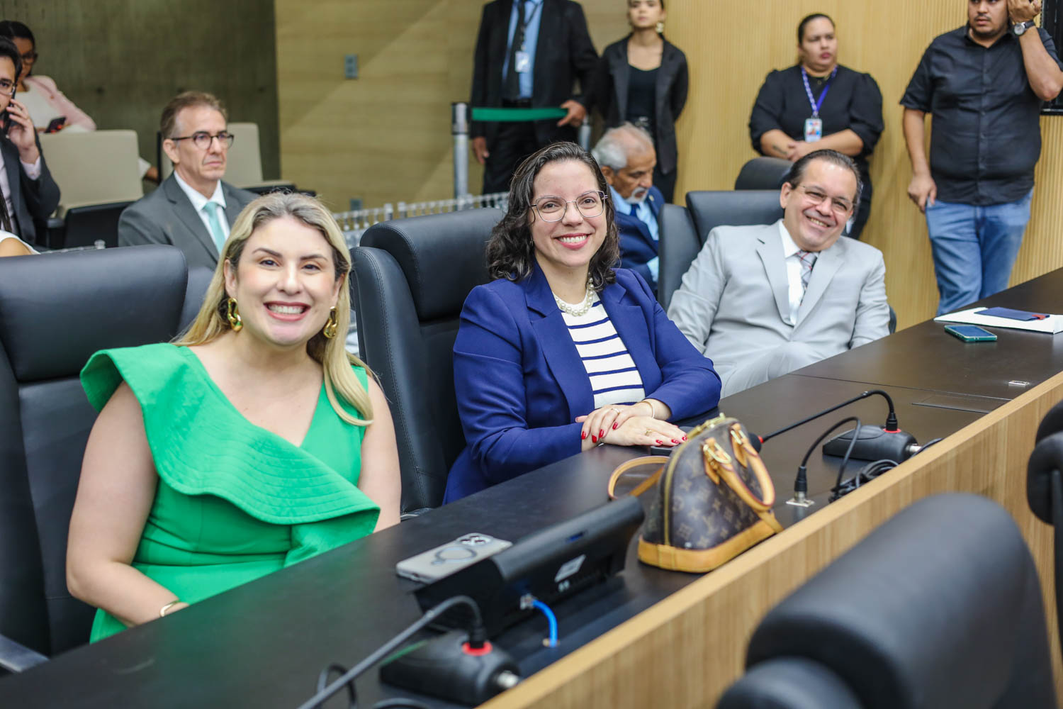 ENTREGA DE TITULO DE CIDADANIA AO CONSELHEIRO DO CNJ RODRIGO BADARÓ (2).jpg