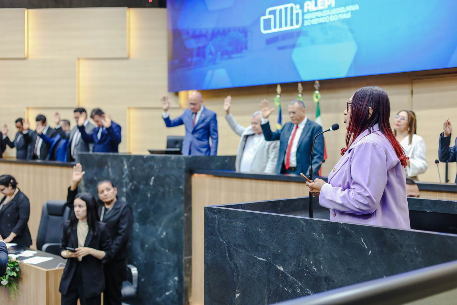 SESSÃO SOLENE EM HOMENAGEM A PASTORES DA IGREJA EVANGÉLICA (17).jpg