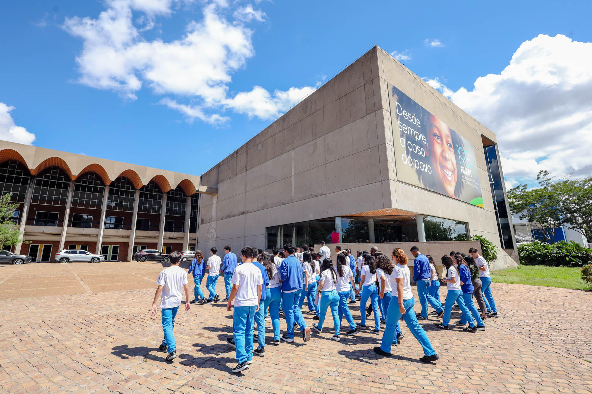 VISÍTA DOS ALUNOS DO COLEGIO SAGRADO CORAÇÃO DE JESUS (3).jpg